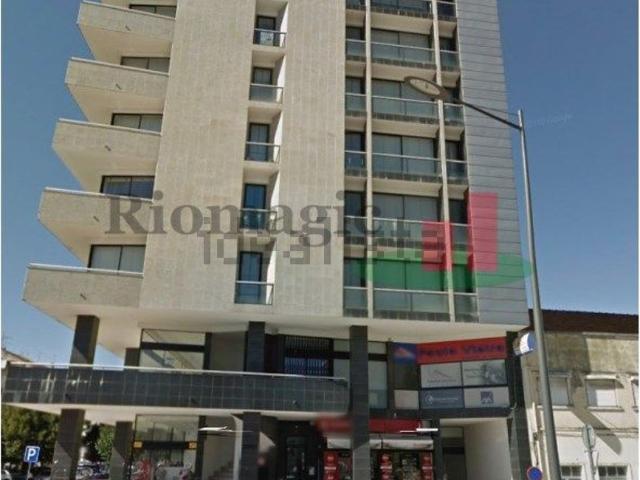 Garagem, Rio Maior