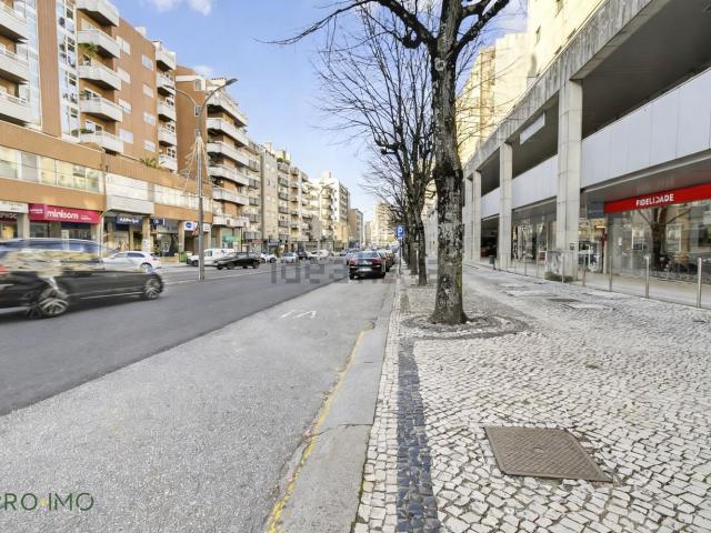 Garagem, São João da Madeira