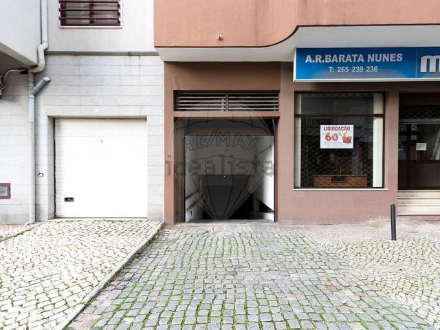 Garagem, São Sebastião