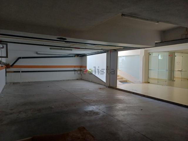 Garagem, São Sebastião
