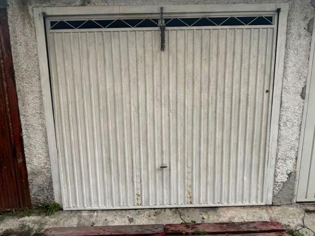 Garagem Santa Apolonia