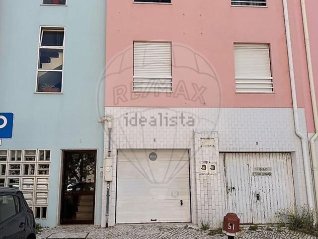 Garagem, Setúbal