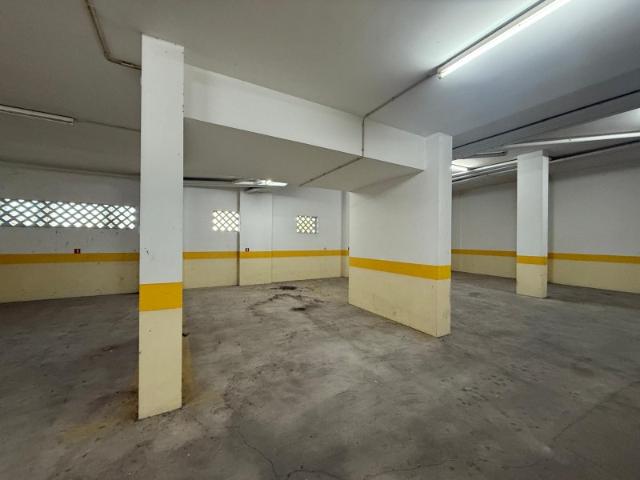 Garagem Venda em Vale de Santarém,Santarém