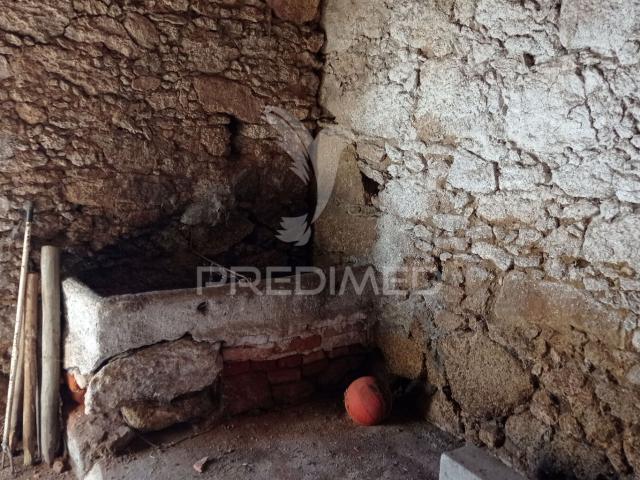 Garagem 28 m2 em Vale da Feteira, Gavião