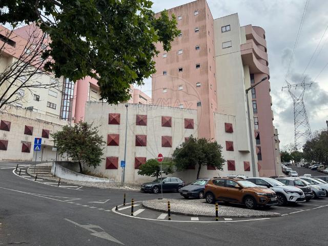 Garagem/Parqueamento T0, Odivelas, Odivelas | BPI Expresso Imobiliário