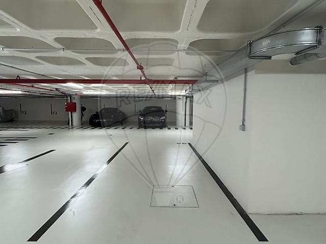 Garagem/Parqueamento T0, Avenidas Novas, Lisboa | BPI Expresso Imobiliário