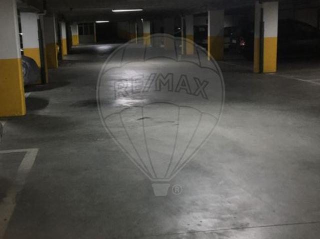 Garagem/Parqueamento T0, Caparica e Trafaria, Almada | BPI Expresso Imobiliário