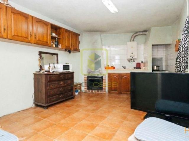 Garagens com Logradouro na Gala, Figueira da Foz | 26064089389