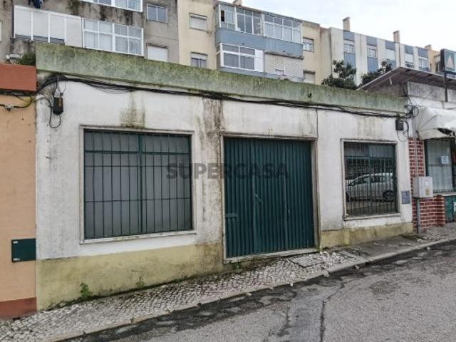 Garagens em Amora