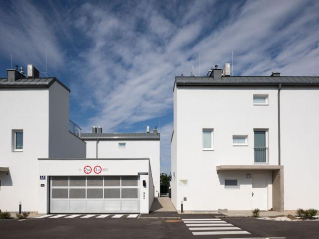 Garagenplätze zu verkauft! 2320 Schwechat, Feuerwehrgasse 1 3_Provisionsfrei!