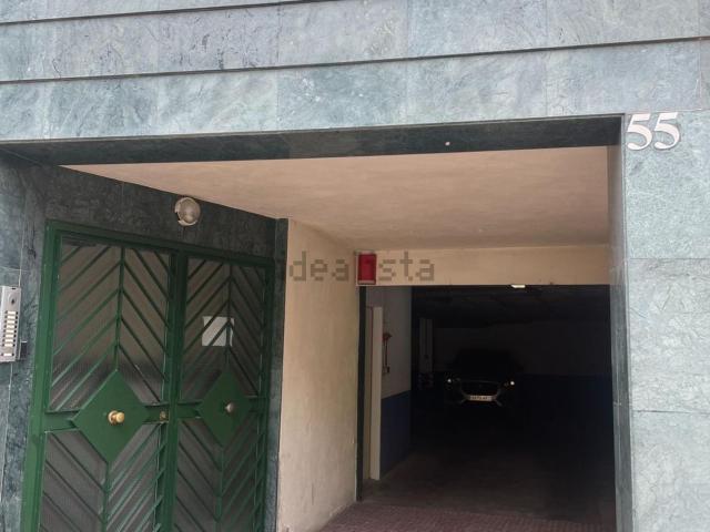 Garaje, Coin