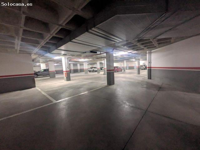 GARAJE CON TRASTERO EN JUAN DE BORBON