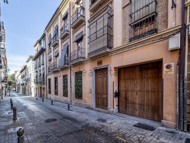 Garaje, Carrera de la Virgen Paseo del Salón, Granada