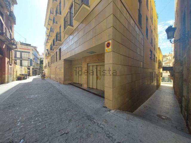 Garaje, Casco Histórico Santa Cruz, Alicante / Alacant