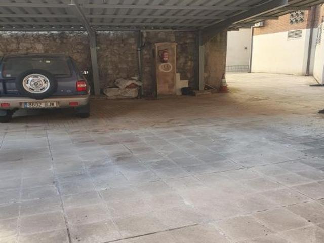 GARAJE CENTRICO