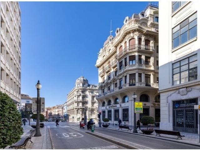 Garaje centro granada
