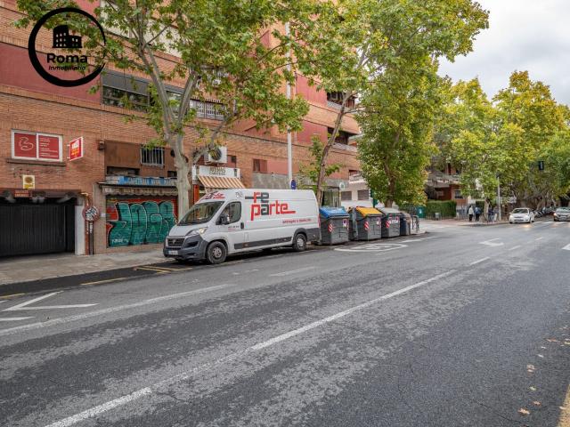 Garaje cerrado Avenida Madrid