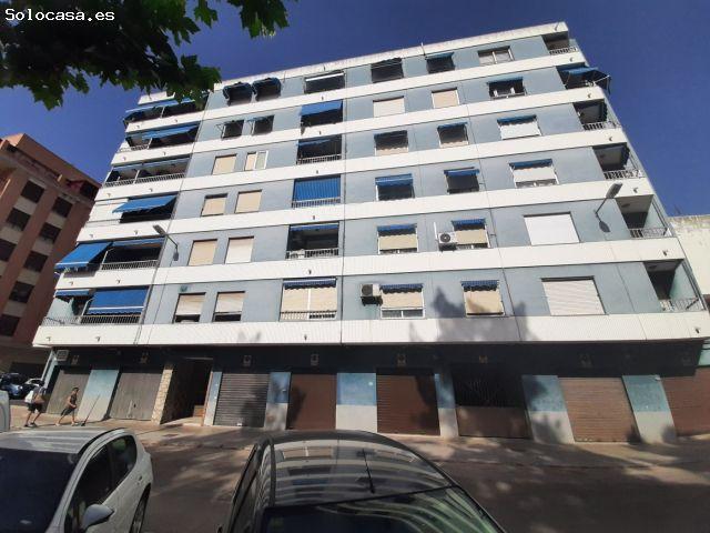 GARAJE CERRADO EN VENTA JUNTO PARQUE DE ALQUENENCIA