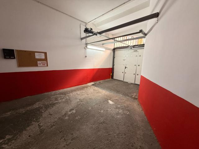 Garaje cerrado en Santoña