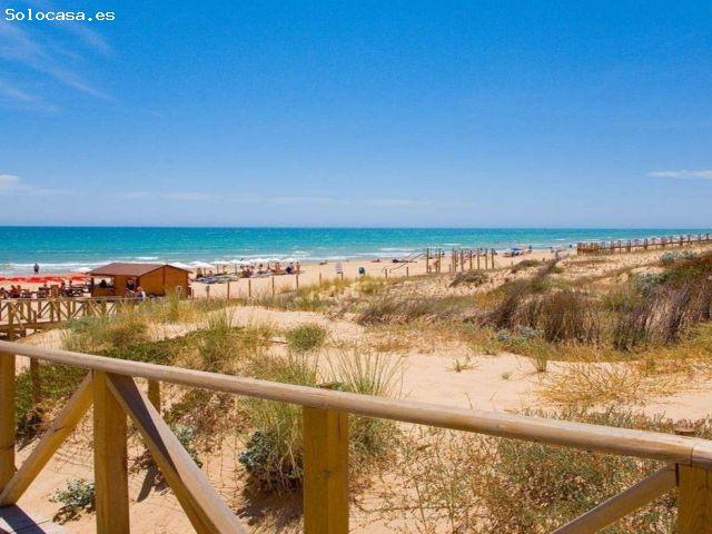 Garaje cerrado muy amplio en Torrevieja