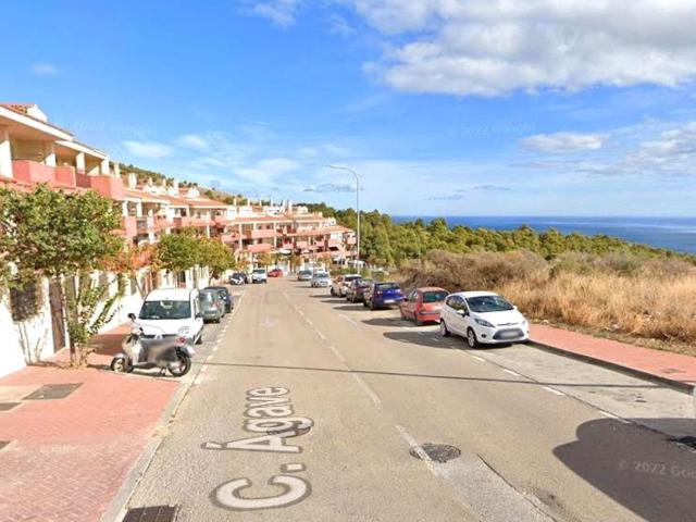 Garaje, Benalmádena