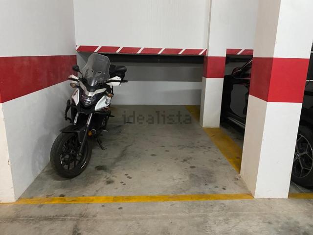 Garaje, Benalmádena
