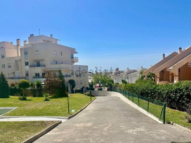 Garaje, Benalmádena
