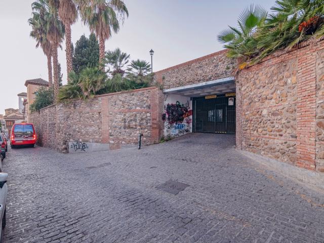 Garaje, Granada