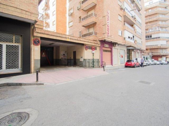 Garaje, Granada