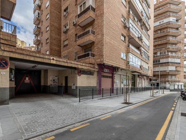 Garaje, Granada