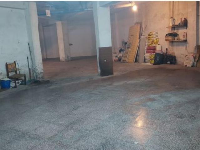 Garaje grande en el centro pegada a plaza de toros