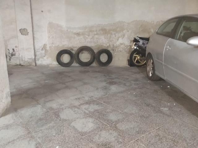Garaje grande en el centro pegada a plaza de toros