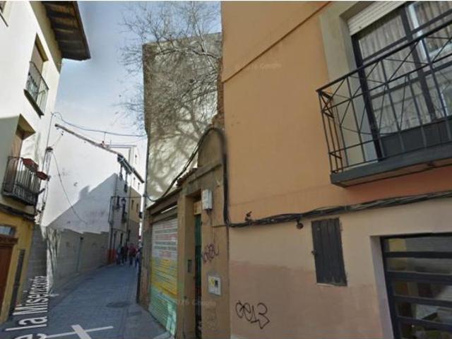 Garaje doble con trastero en el Barrio Húmedo