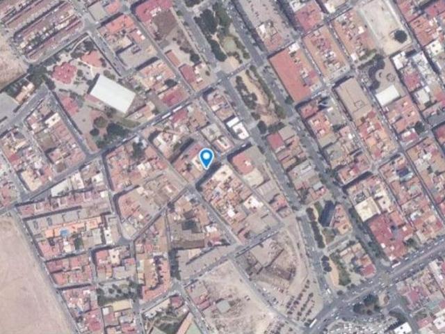 Garaje de 17 metros y trasteo de 19