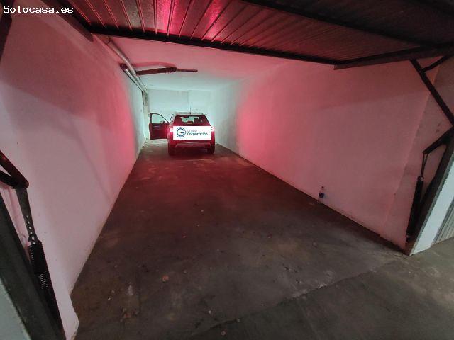 Garaje de 42 metros en primera linea zona Las Marinas