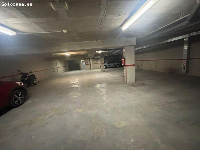 GARAJE EN CALLE MONTERO RIOS, AMPLIA Y CÓMODO ACCESO