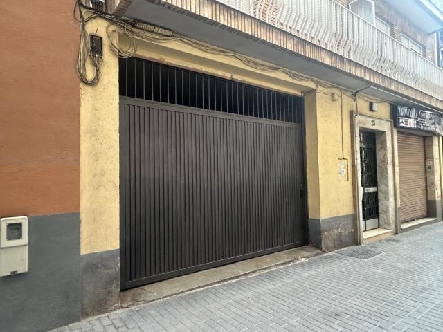 Garaje en Carrera de la Virgen