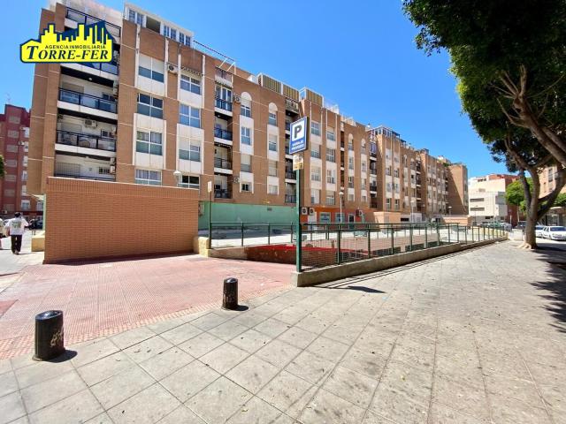 Garaje en Almeria