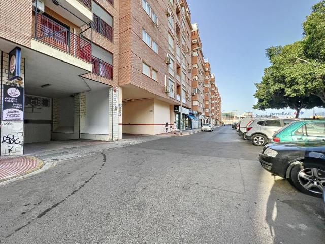 Garaje en Almeria