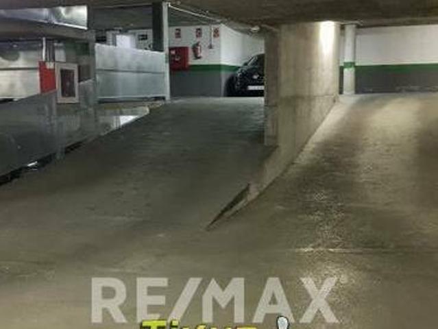 Garaje en alquiler de Fernández de los Ríos Madrid