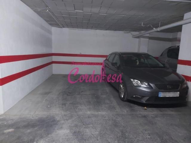 Garaje en alquiler en Córdoba, Crta. Aeropuerto