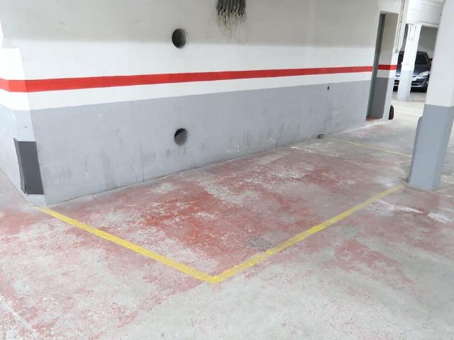 Garaje en alquiler en calle Congrés, Barcelona, de 8 m² por 80