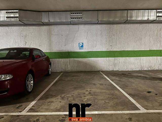 Garaje en alquiler en calle Can Masachs, Ripollet, de 10 m² por 80