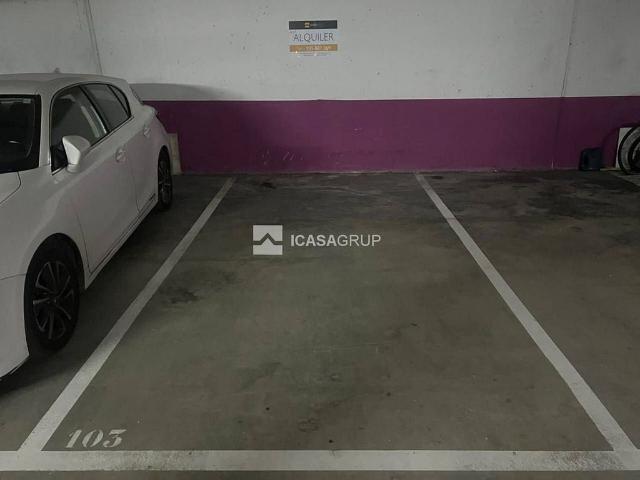 Garaje en alquiler en calle Arnau de Vilanova, Sant Cugat del Vallès, de 12 m² por 95