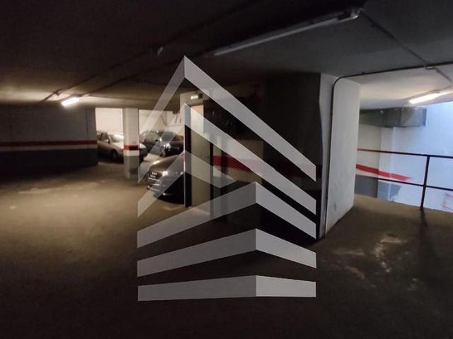 Garaje en alquiler en calle D'evarist Arnús, Barcelona, de 11 m² por 80
