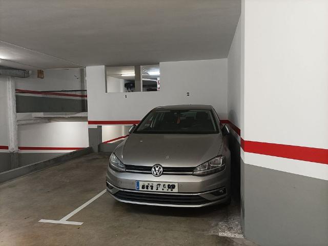 Garaje en alquiler en calle De Castanyer, Barcelona, de 9 m² por 95