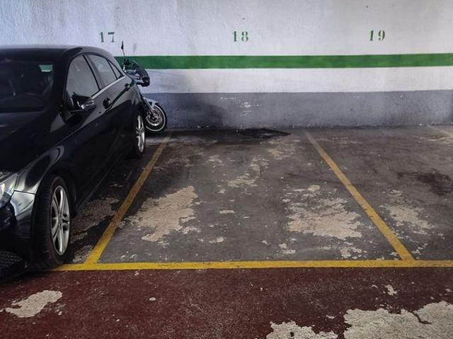 Garaje en alquiler en calle De Bertran, Barcelona, de 11 m² por 121