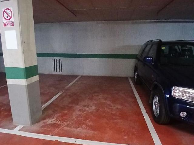 Garaje en alquiler en calle De Garcilaso, Barcelona, de 11 m² por 120