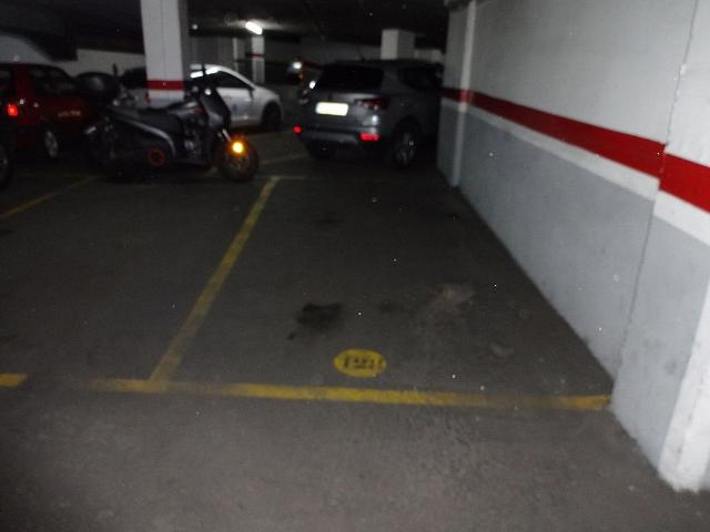 Garaje en alquiler en calle De Dante Alighieri, Barcelona, de 10 m² por 70