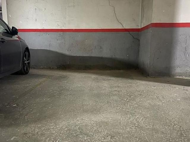 Garaje en alquiler en calle De Foment, Granollers, de 12 m² por 70